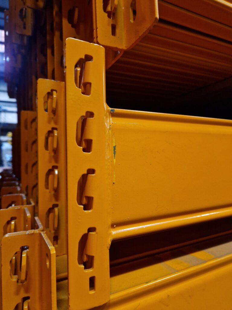 Gebruikte Stow ligger 3600mm x 125mm x 50mm  (LxHxB)