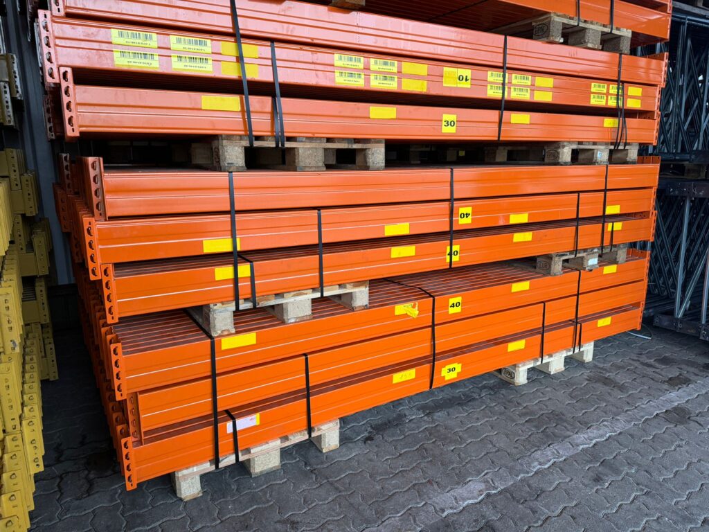 Gebruikte Stow ligger 3600mm x 160mm x 50mm (LxHxB)