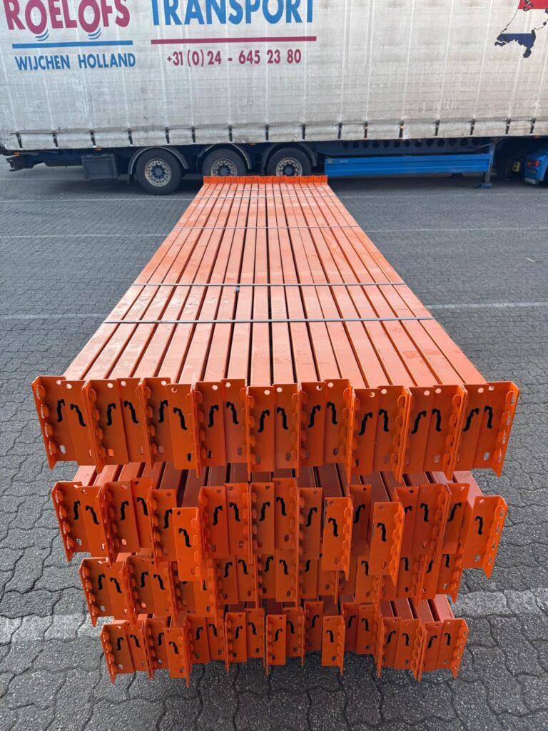 Gebruikte Stow ligger 3600mm x 130mm x 50mm (LxHxB)