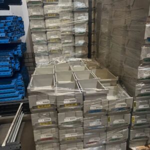 Gebruikte magazijnbak 280 x 200 x 120 mm