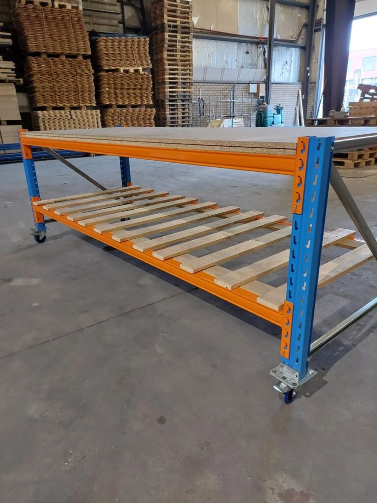 Gebruikte Stow werkbank 260 x 100 x 100cm (BxHxD)