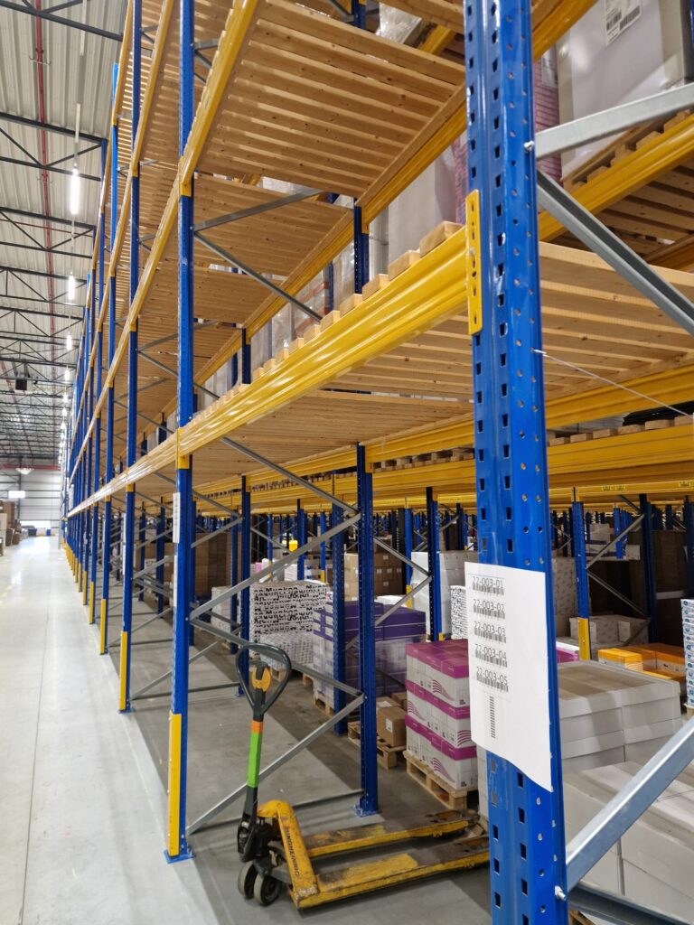 Gebruikte Jungheinrich Esmena staander 9000 mm x 1100 mm