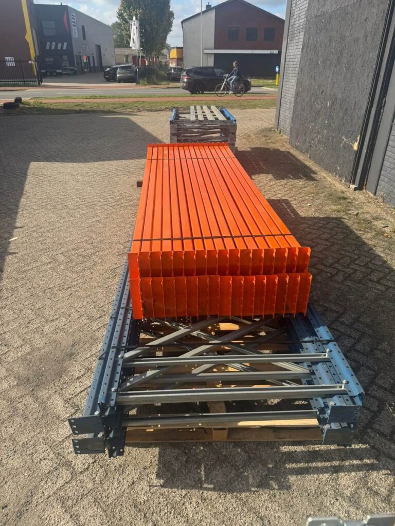 Voordeelpartij gebruikte Sperrin palletstelling 4000 x 1100 x 2700