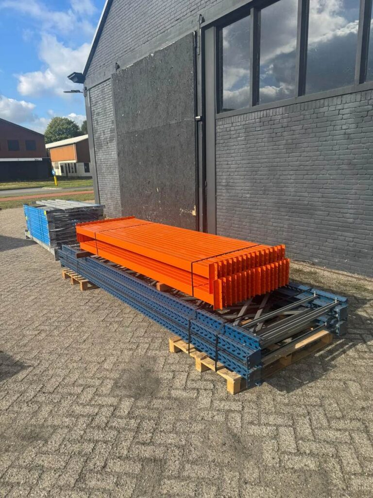 Voordeelpartij gebruikte Sperrin palletstelling 4000 x 1100 x 2700